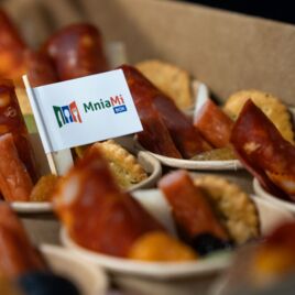 Box antipasti mały 14 szt.